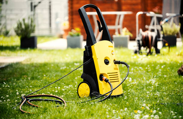 Best Playground Equipment Cleaning  in Grinnell, IA